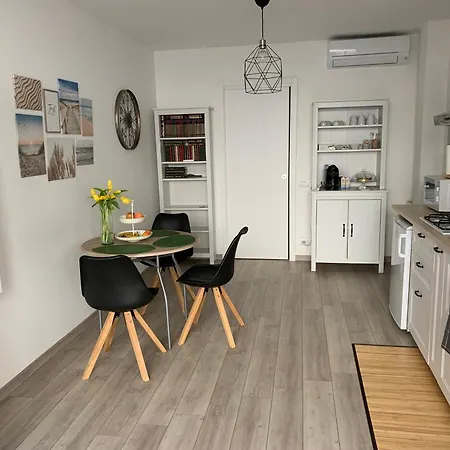 Apartment Intero Alloggio Con Giardino Fiumicino