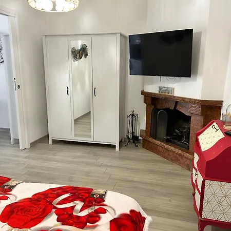 Intero Alloggio Con Giardino Apartment *